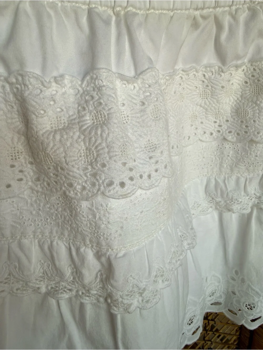 J.Crew White Eyelet Lace Mini Skirt Cottagecore Boho Cotton Size 0